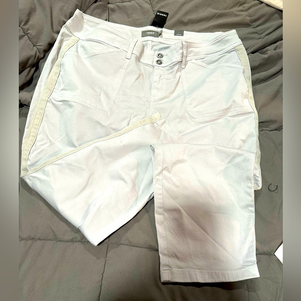 Torrid Size 22 Brand New Mid Rise Pants